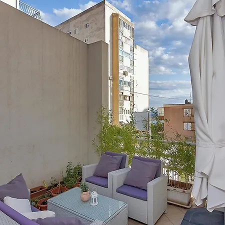 Lory Apartment